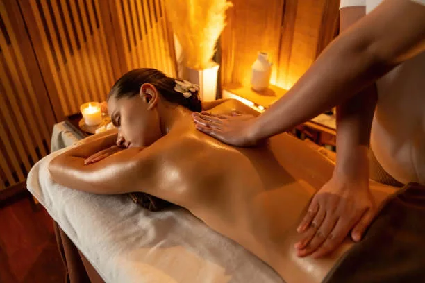 Vivez une Expérience Sensorielle Unique avec Nos Masseuses Expertes