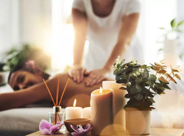 Soins esthétiques et massages professionnels